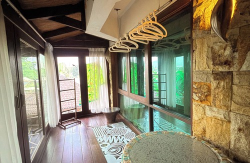 Taman Melawati Villa | Serene Palm Heritage Tropical Villa