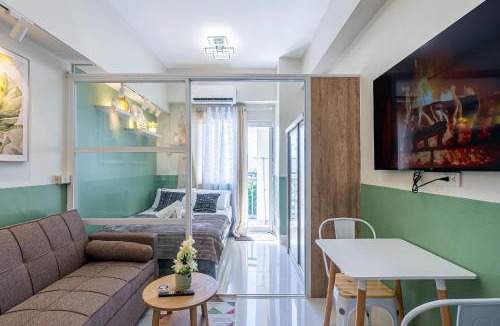 Basak Apartment | Serene Studio with Balcony, Sunset Views and City View