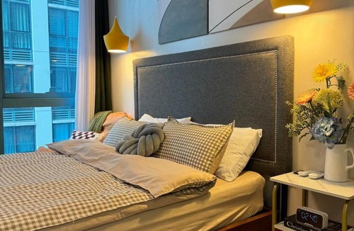 Bonifacio Global City Apartment | Serenity Pads