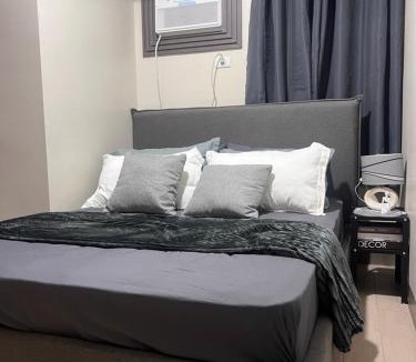 Bacolor Apartment | Sergaquila Cozy Stay Bryant Parklane Megaworld capitol Town