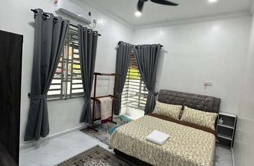 Kampung Kerta Pulas House | Seri Damad Dungun Homestay