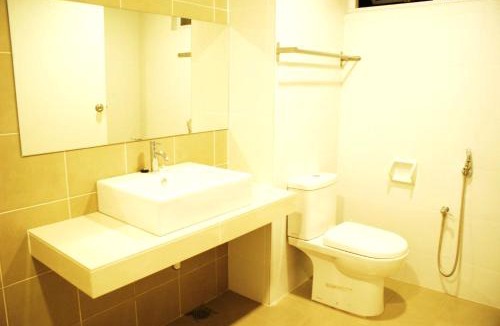Tanjung Bungah Villa | Shamrock Seaview 11 Villa