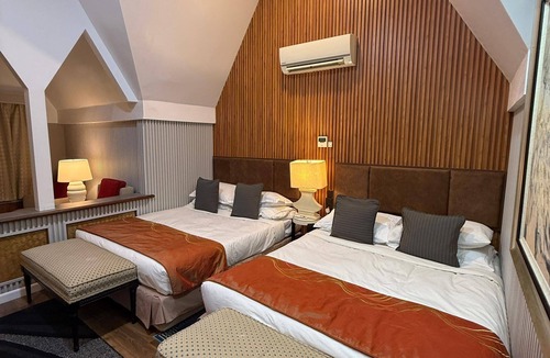 Pulau Perhentian Kecil Resort | Sharilla Blue Star Resort