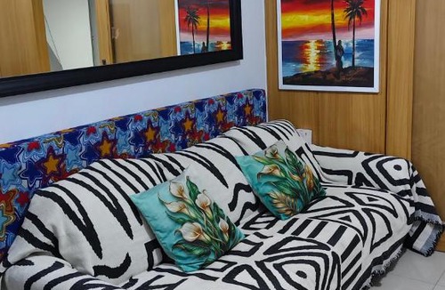 Barangay 76 Apartment | Shellside MOA staycation - Jeric