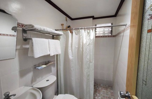 Boracay Island Hotel | Shenna's Beach Resort Boracay