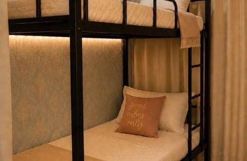 Loyola Heights Hostel | SHERYLUX8 Shared Condo Loyola Heights