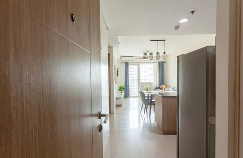 Paranaque Apartment | Shore Residences - 2Br 2Baths Pool View Spacious Unit