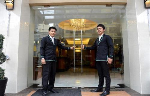 Ermita Hotel | Silver Oaks Suites & Hotel