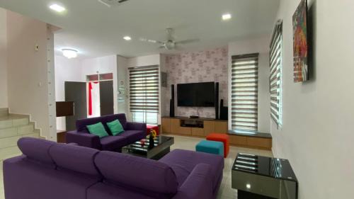 Kampung Pokok Asam House | Simfoni Families Suite