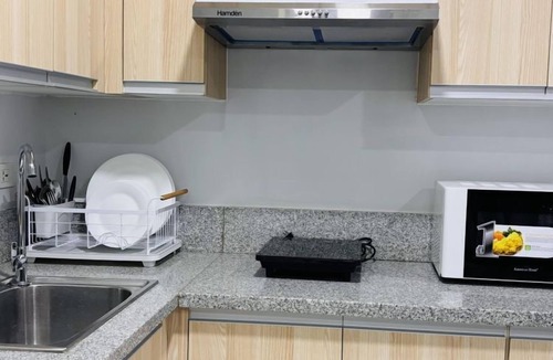 Mandurriao Apartment | Simple & Stylish Studio Stay at WV Towers