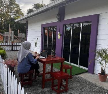 Interior Divison House | Sipitang Hometown B&B