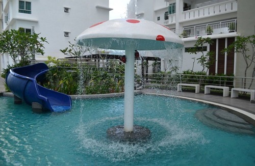 Bayan Baru Apartment | Sky Holiday home, near Spice Penang