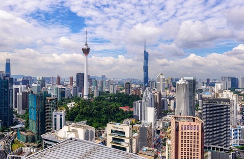 Kuala Lumpur City Centre Apartment | Sky Jacuzzi @ Penthouse KLCC