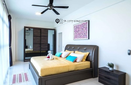 Bukit Indah Apartment | Sky loft (ホームステイ) @ JB city homestay