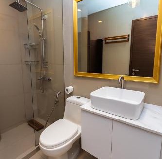 San Antonio Apartment | Skyline escape luxury makati gym swim parking 4649