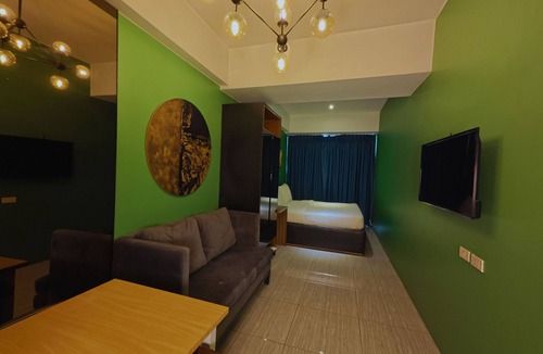 Sampaloc Hotel | Skyloft Hotel