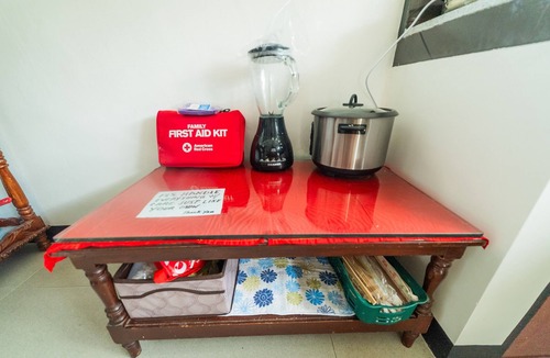 Tagbilaran House | Sleeps up to 8 , additional 6 dollars fee over 8 bungalow house.