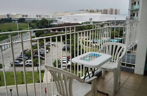San Dionisio Condo | SM FIELD RESIDENCES, 85m2, FREE POOL, 2 BEDROOMS, 2 BATHROOMS, 24HRS SECURITY