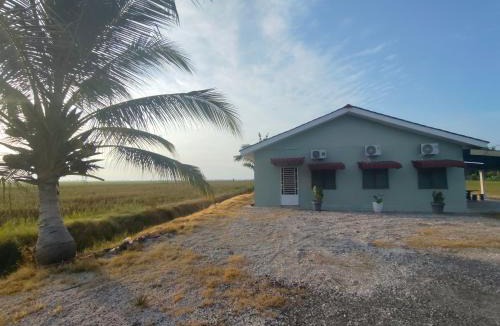 Sekinchan House | SM Homestay, Sekinchan