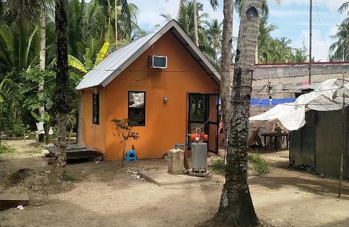 Salcedo House | Small cosy house (simple but complete)