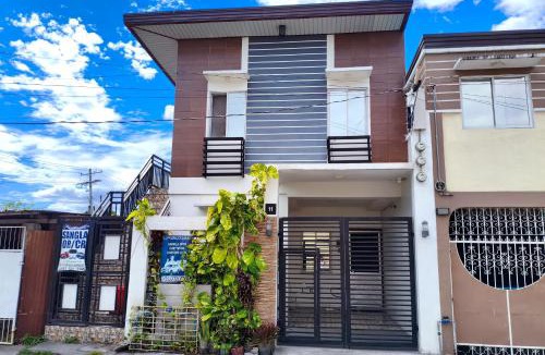 Mabalacat City Apartment | SNOW Apartment - Near Clark International Airport and Dinosaurs Island