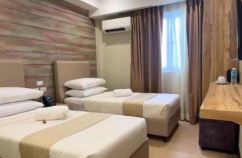 Laoag Hotel | Sola Hotel and Sola Bed & Breakfast