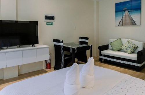 San Remigio Hotel | Sonrisa Resort De Playa by Hiverooms