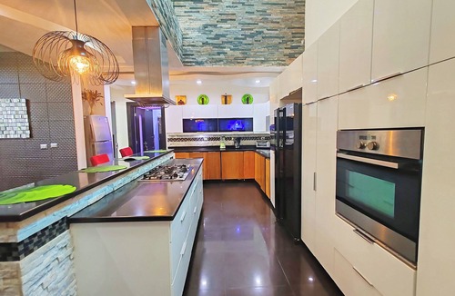 La Esplanada Villa | Sosua Bachelor Party 7 BR + 2 Suites Hollywood Style Villa