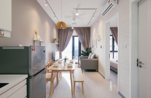 Kampung Kerinchi Apartment | Southlink Lifestyle Apartment by Feel Home
