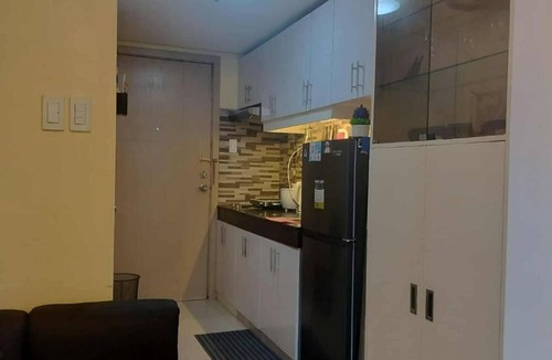 South Triangle Condo | Spacious 1-Bedroom Condo in Quezon City with Private Pool