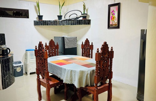 Vigan House | Spacious 2-bedroom house near Baluarte in Vigan City