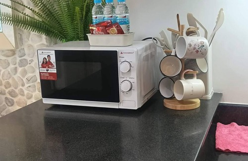 Barangay 76 Condo | Spacious 2BR at Sea Residences Near MOA - Family Stay