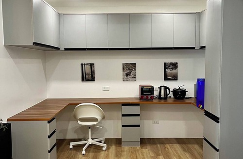 Legazpi Village Apartment | Spacious 2BR in Central Makati with Pool, Wi-Fi & Netflix