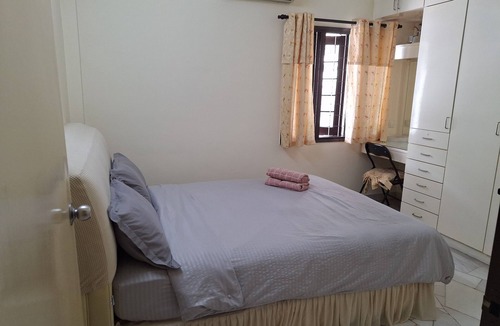 Subang Jaya House | Spacious 4-bedroom house in gorgeous Subang Jaya with AC