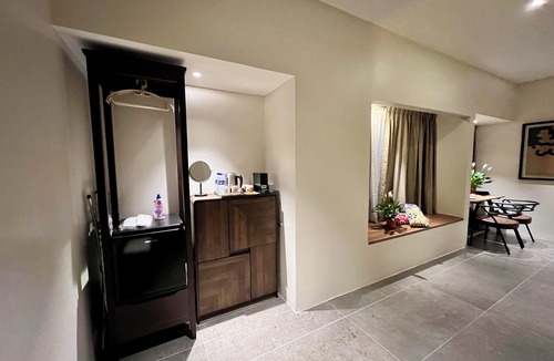 Taman Intan House | Spacious 6-bedroom house in peaceful Kuantan with AC and ensuite bathrooms