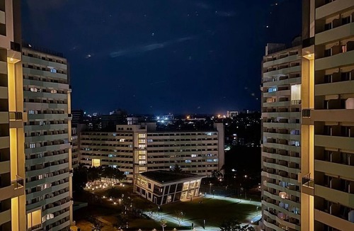Matandang Balara Condo | Spacious Condo Unit for Staycation With Netflix!