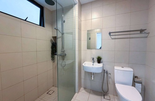 Pengkalan Rama Tengah Apartment | Spacious Duplex Stay, Melaka City
