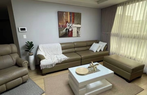 Clark Condo | Spacious Fully Furnished Condo in Freeport Zone Pampanga