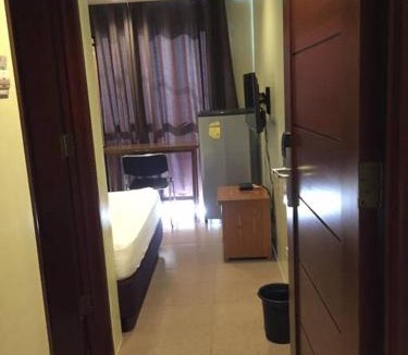 Downtown Apartment | Spacious Studio Apartment B201