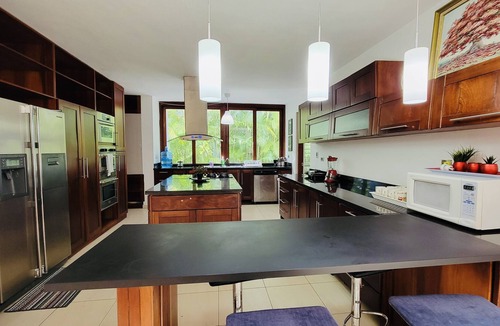 Villas Del Mar Villa | Spacious 🍂 trendy Villa at Metro country club, Juan dolio 🍆