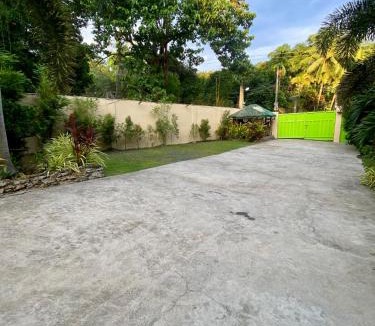 Barretto Villa | Spacious villa with pool, billiard, bbq & bonfire