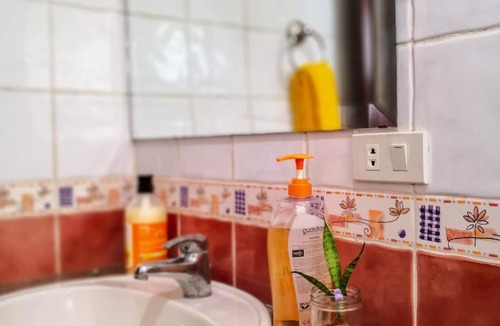 Tagbilaran Hostel | Spinning Cat Hostel - Adults Only