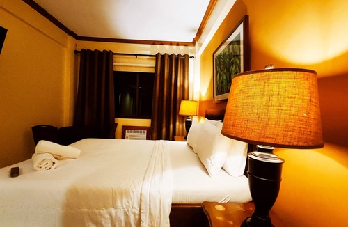 Dasmarinas Hotel | Spring Plaza Hotel