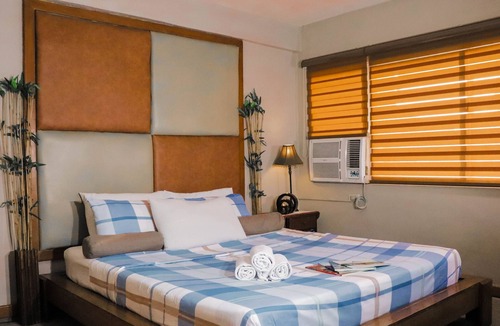 South Triangle Hotel | Sprout Rooms