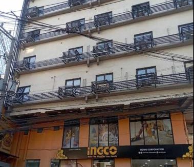 Downtown Apartment | St. Marvin Studio Makati M506