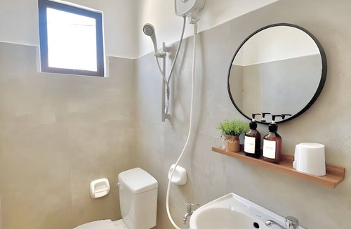 Basak Apartment | Stay Smart: Beach, Airport & Mall All Nearby