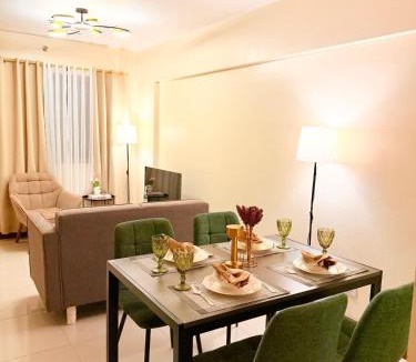 Ususan Apartment | Staycacia Haven 2BR w Parking & Balcony Acacia Estates Taguig Condo