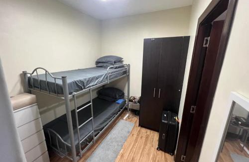 Muntinlupa Apartment | Staycation Alabang by Larsen