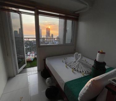 Malate Apartment | Staycation at Green Residences