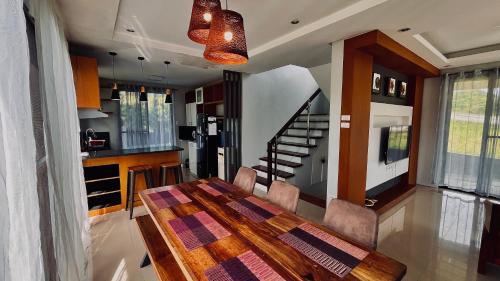 Nasugbu House | Staycation at Sandari Batulao Overlooking Spot